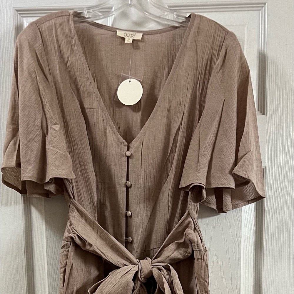 New beautiful button down jumpsuit.